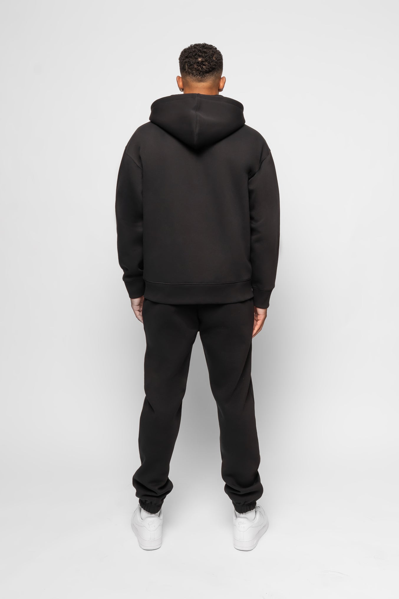 ESTABLISHED STUDIO LOGO CUFFED JOGGER BLACK