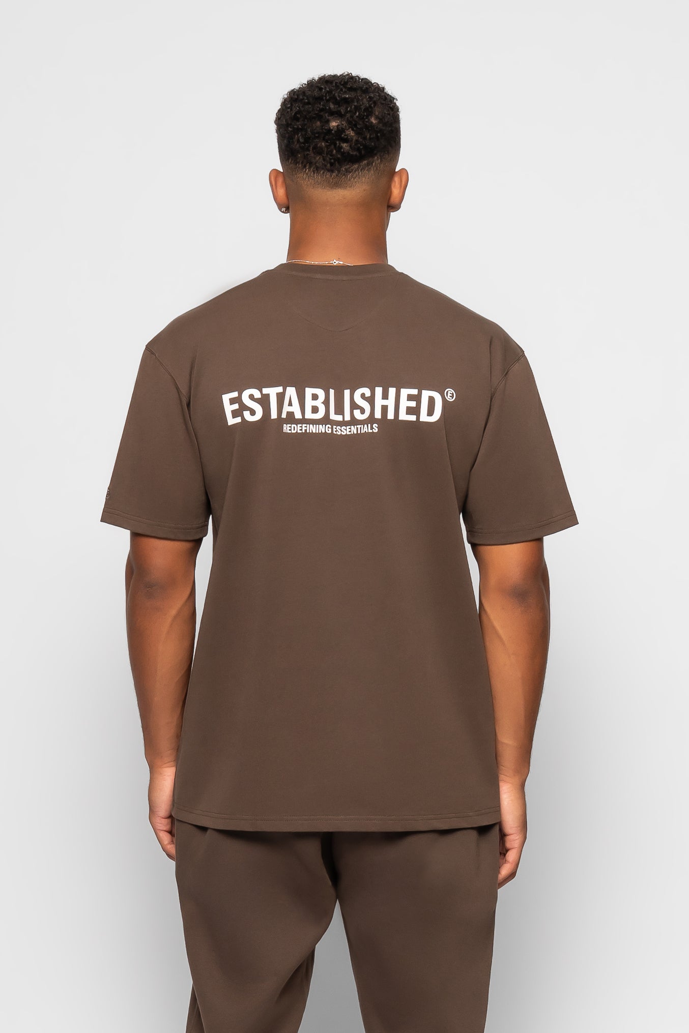 ESTABLISHED STUDIO LOGO T-SHIRT BROWN