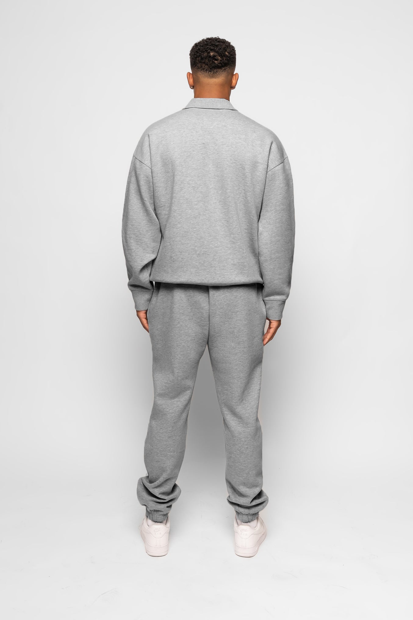 ESTABLISHED STUDIO LOGO COLLAR SWEATSHIRT GREY MARL