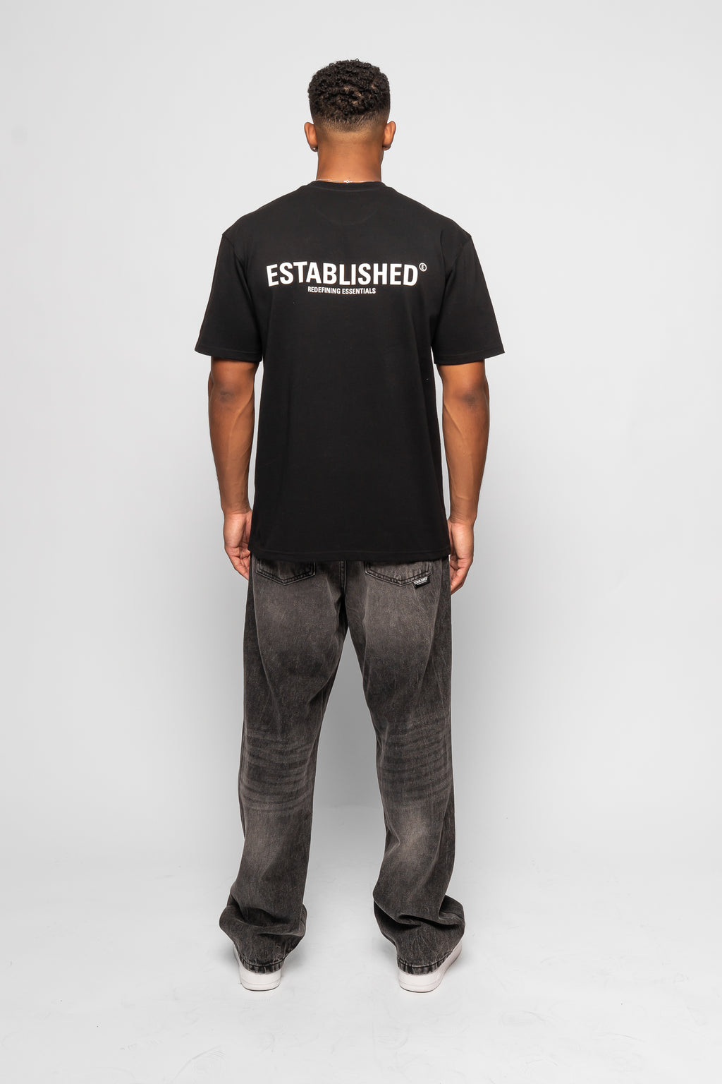ESTABLISHED STUDIO LOGO T-SHIRT BLACK