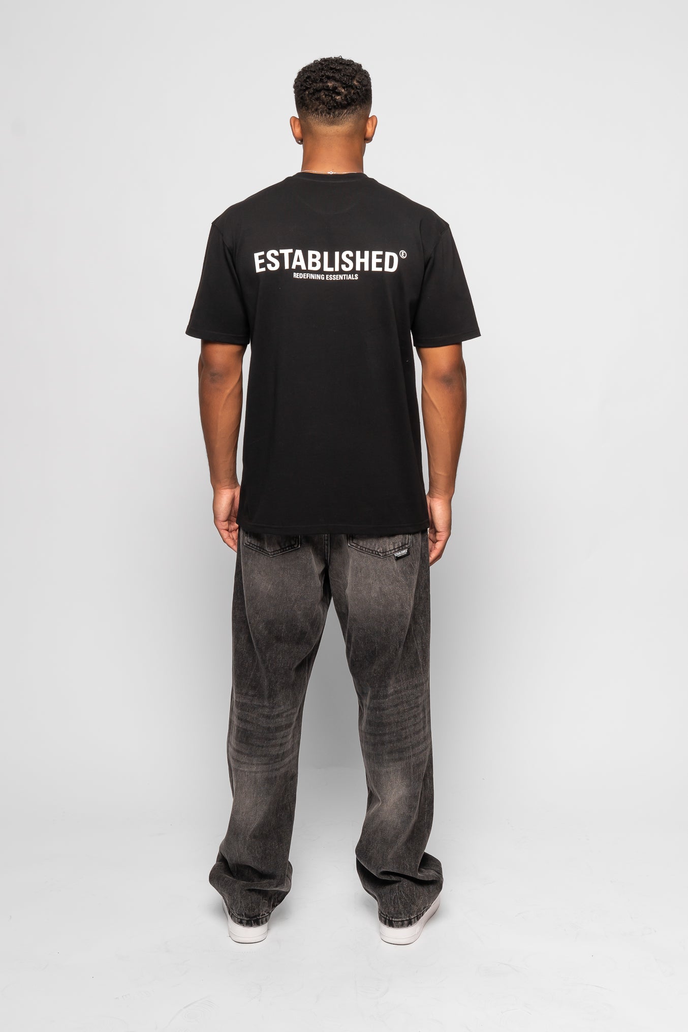 ESTABLISHED STUDIO LOGO T-SHIRT BLACK